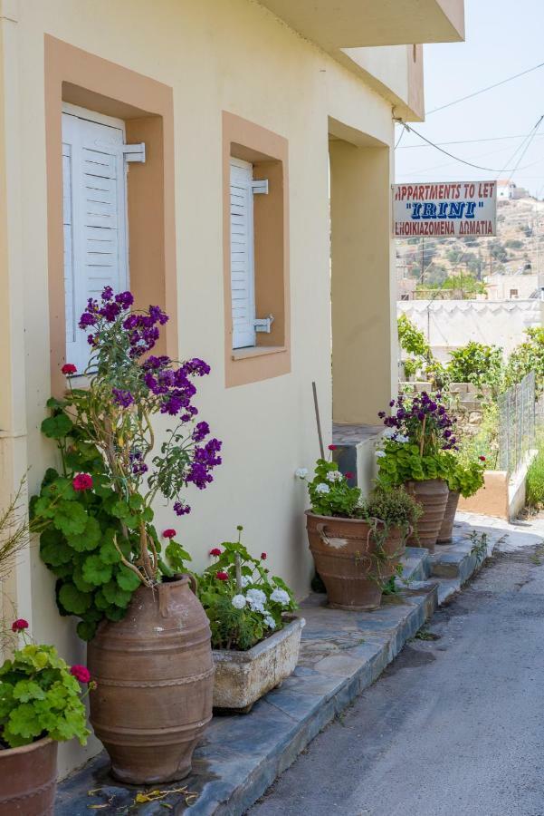 Irini Otel Kamilari Dış mekan fotoğraf
